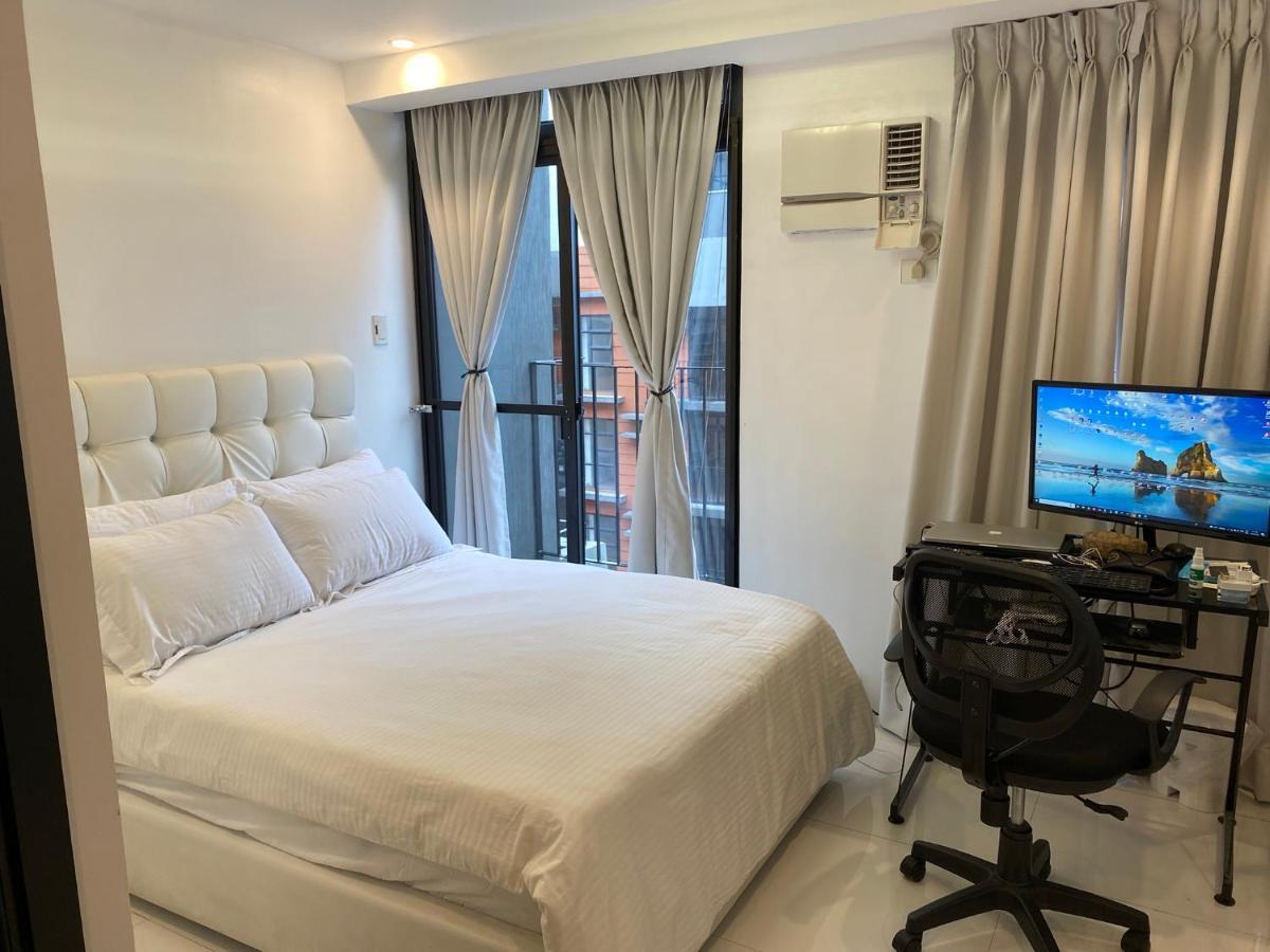 Penthouse Suite At Porto Vita Towers In Cubao Quezon City มะนิลา ภายนอก รูปภาพ